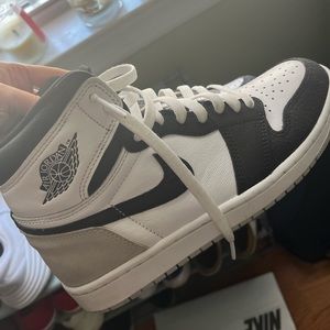 Jordan Retro 1's bought on GOAT